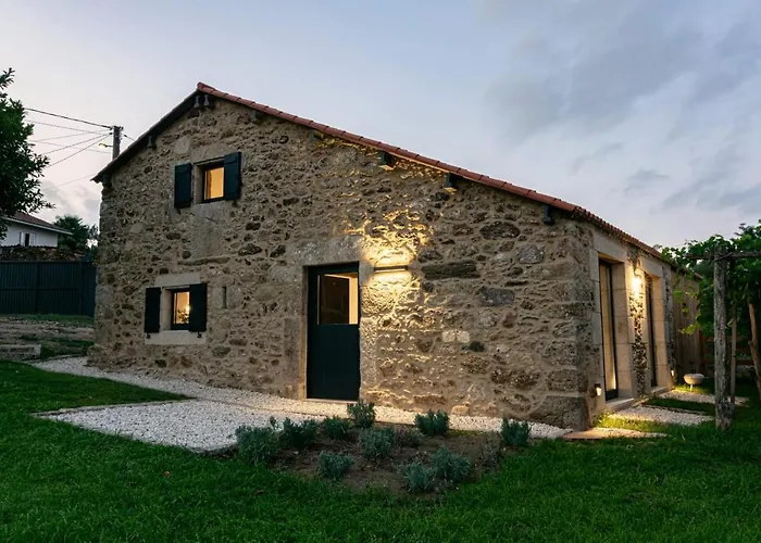 A Casa De Abaixo, Aloxamento Rural